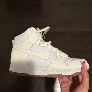 nike high top dunks